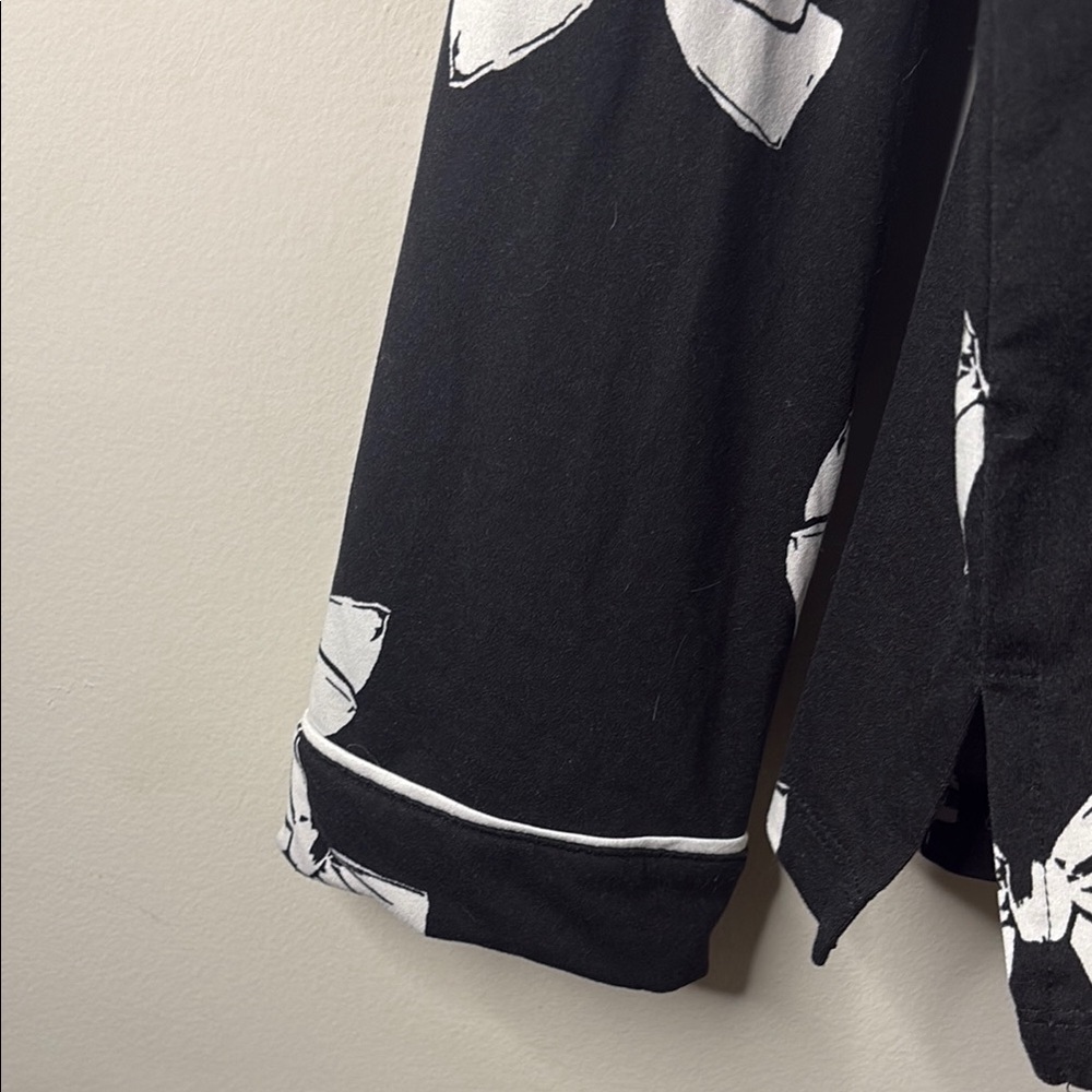 Kate Spade Black Pajama Top - Picture 6 of 6